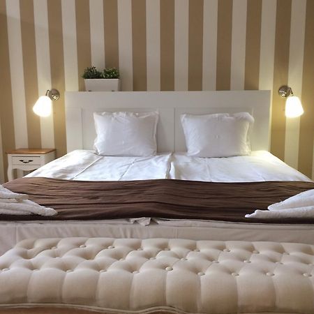 Art Hotel Varna Ngoại thất bức ảnh