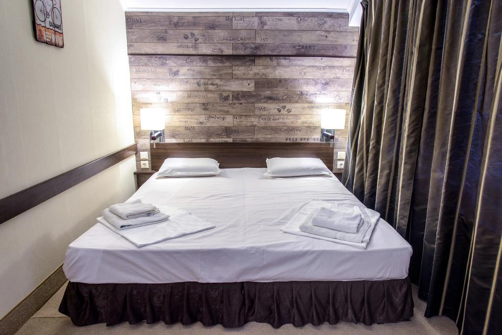 Art Hotel Varna Ngoại thất bức ảnh