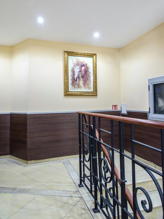 Art Hotel Varna Ngoại thất bức ảnh