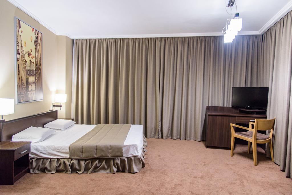 Art Hotel Varna Ngoại thất bức ảnh