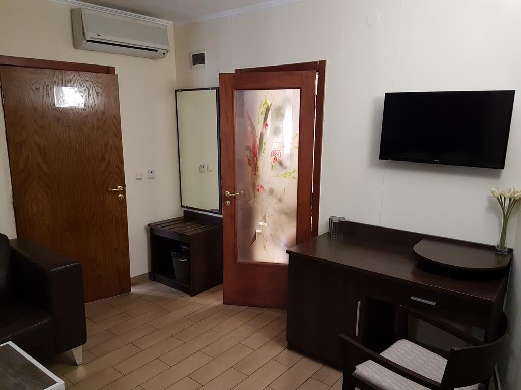 Art Hotel Varna Ngoại thất bức ảnh